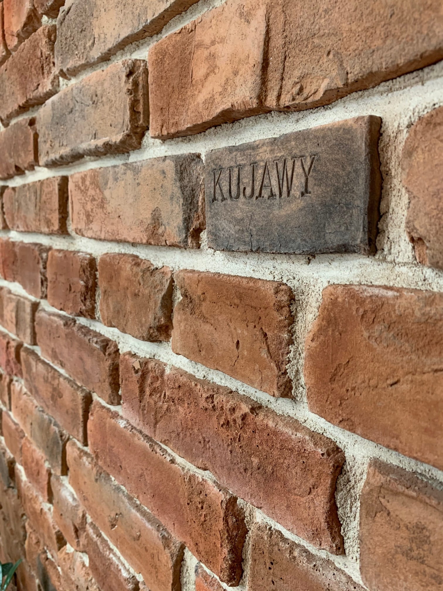 Ajalooliste hoonete telliskiviplaadid seinale