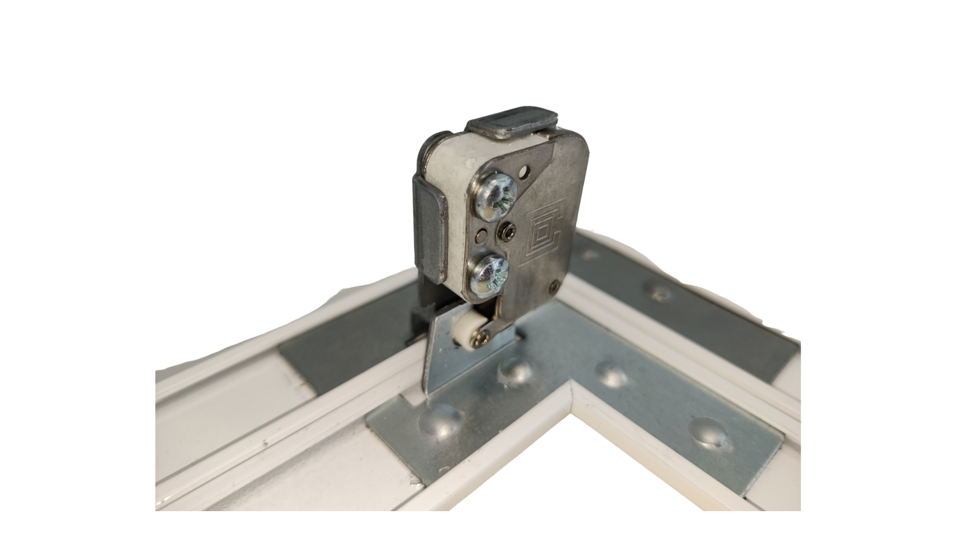 Hooldusluuk suuruses 200x200 - 600x600 kipsplaadiga vajutuslukkudega